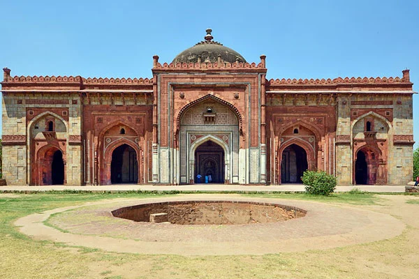 Old-Fort-(Purana-Quila)